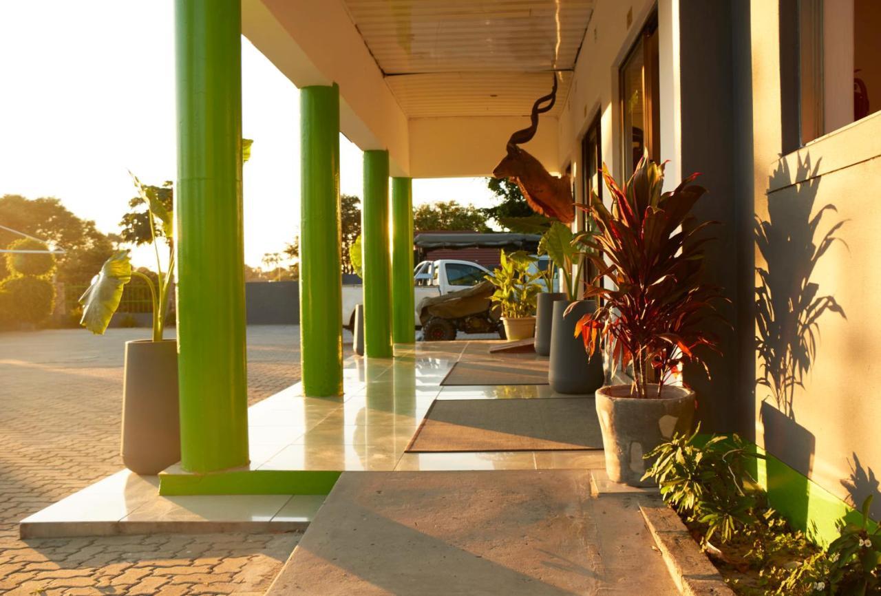 Laha Hotel Maun Eksteriør bilde