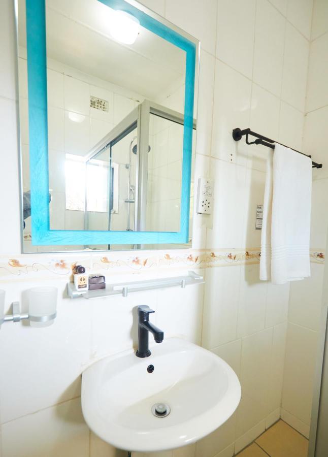 Laha Hotel Maun Eksteriør bilde